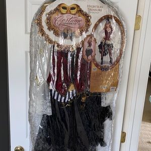 **BRAND NEW** Womens Sexy Pirate costume (Size XS)